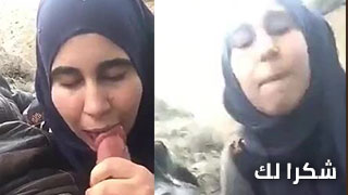 محجبة بتمص زب سميك في الجبل بكل شهوة - سكس محجبات xhamster 